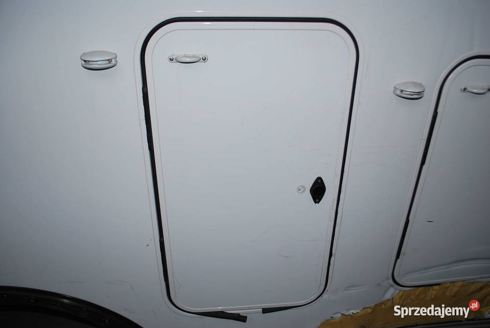 DRZWICZKI SERWISOWELUK BAGAŻOWY HYMER 455x78 Grzebowilk