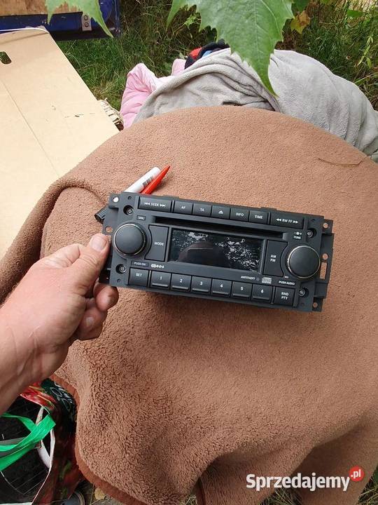 Radio Chrysler 300 Dodge Charger Magnum osobowe