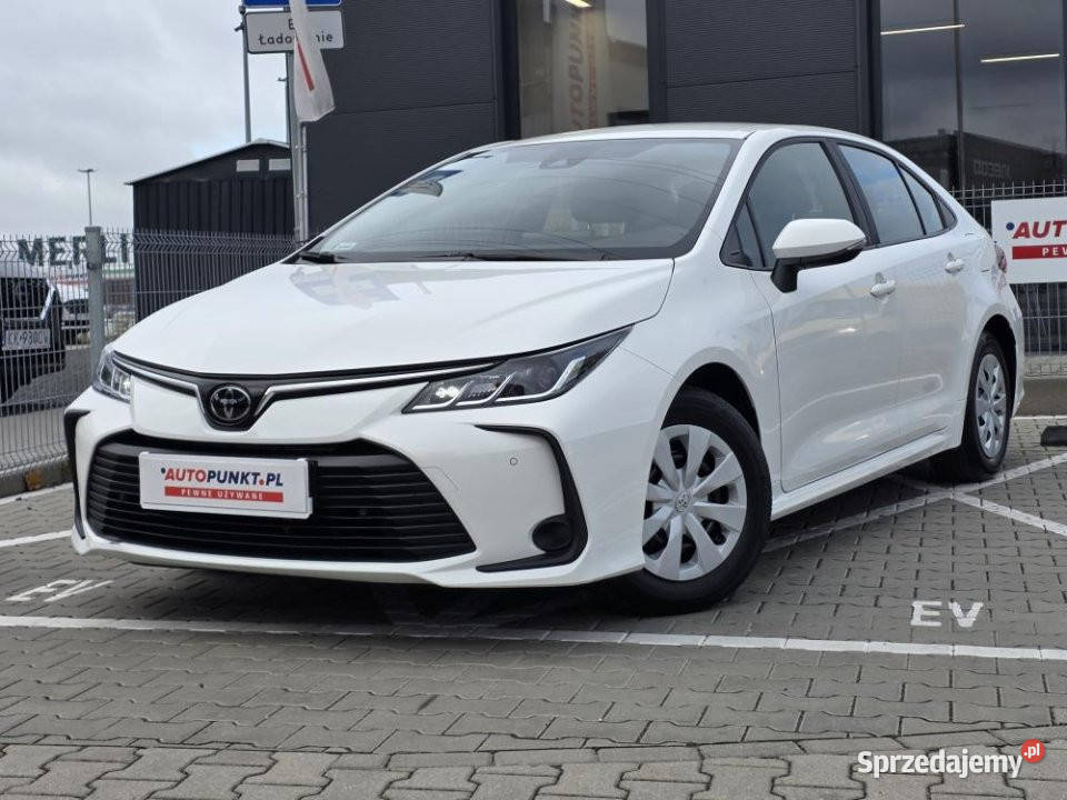 Toyota Corolla 2022r bezwypadkowy 1 wł HAK 1490cm3