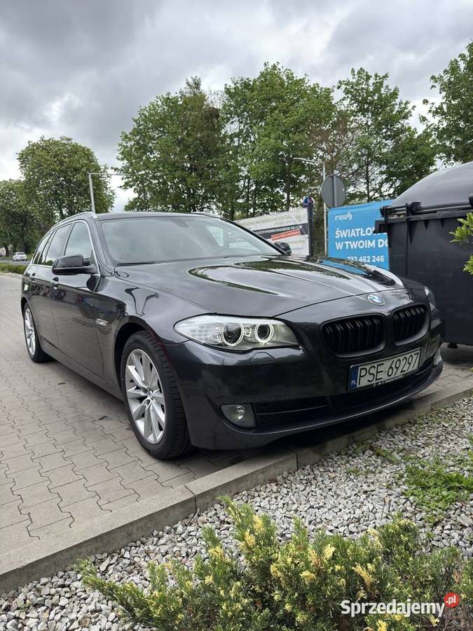 BMW Seria 5 F11 2013 520D 184 automat 1995cm3 Śrem