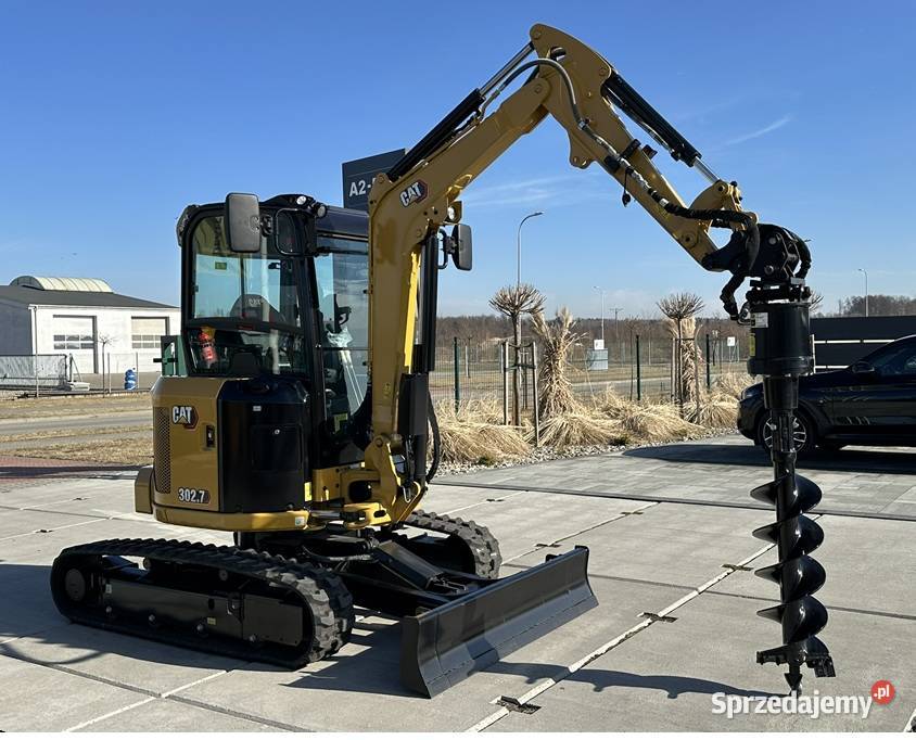 FABRYCZNIE NOWA MINIKOPARKA CATERPILLAR 3027 CR wielkopolskie Tuliszków