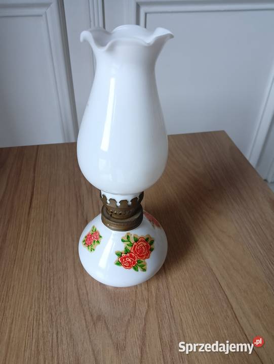 Lampa naftowa porcelanowa