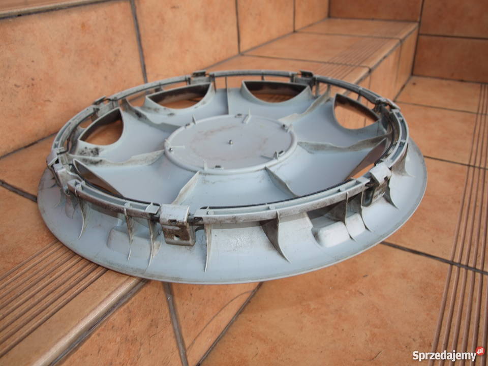 Mercedes kołpak 15 oryginalny 1 sztuka Mercedes-Benz (oryginalne) Koła i felgi Kalisz