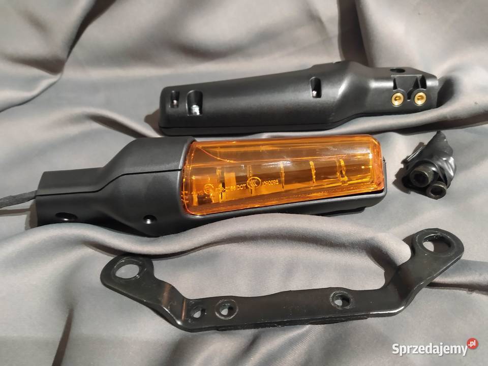 HARLEY FXDR FXDRS 114 KIERUNKOWSKAZ MIGACZ PRZÓD sprzedam