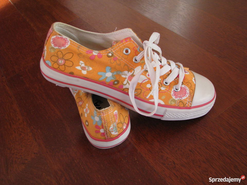 Tenisówki półtrampki trampki z motywem kwiatowym Krapkowice