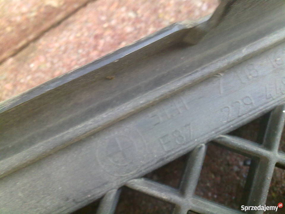 kratka atrapa zderzaka BMW e87 wycięta pod Ledy Stary Sącz sprzedam