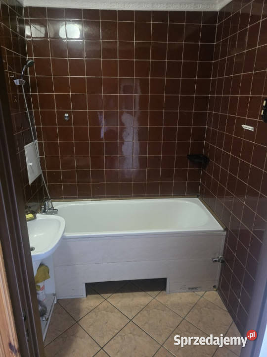 Mieszkanie 3 pokoje Rok budowy 1991 Radom