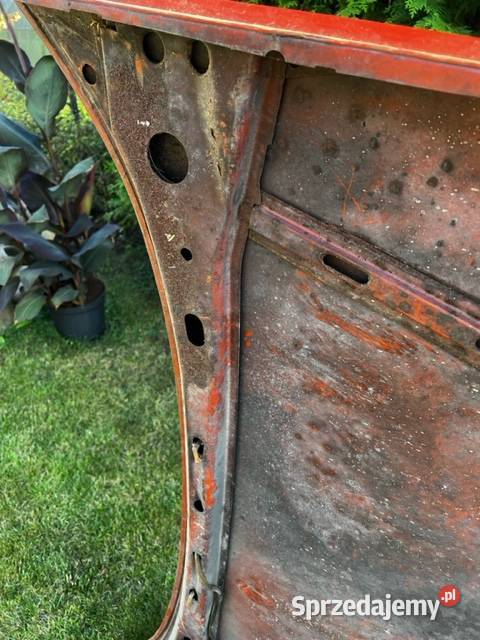 sprzedam klapę przednią i klapę bagaznika do Karoseria Warszawa