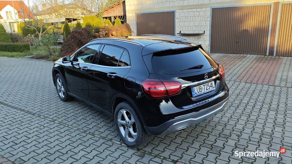 MercedesBenz GLA 180 automat niski przebieg nieuszkodzony sprzedam