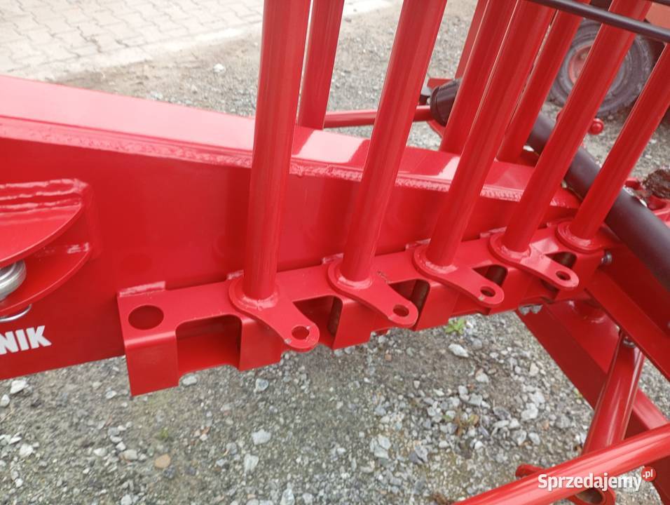 Zgrabiarka karuzelowa 3500 mm firmy Metal Zgrabiarki i przetrząsacze Gostyń sprzedam