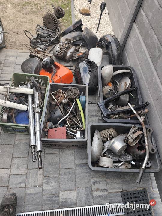 Wsk 125 zarejestrowana dużo części