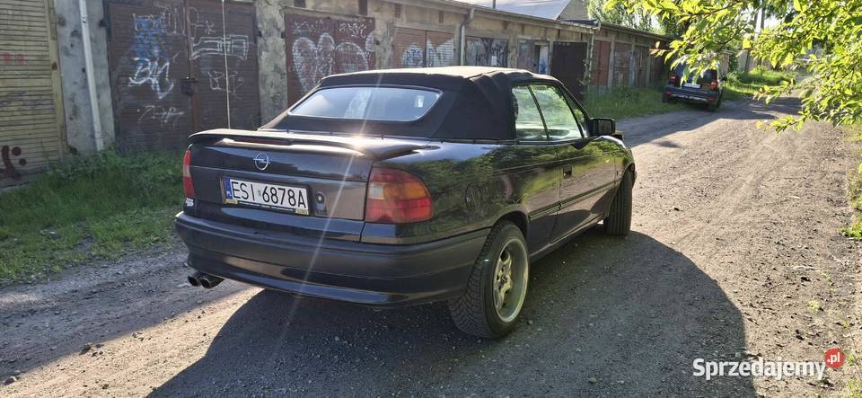 Opel Astra Bertone łódzkie Sieradz