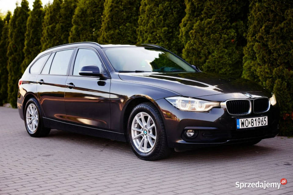 BMW 318 20dB47SkóraNaviElklapa F30F31 2012