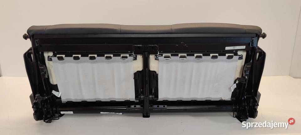 VW TAYRON KANAPA 3 RZĄD 565888111A