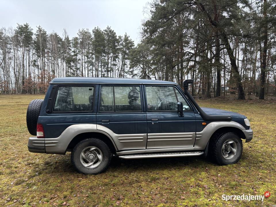 Hyundai Galloper 30 V6