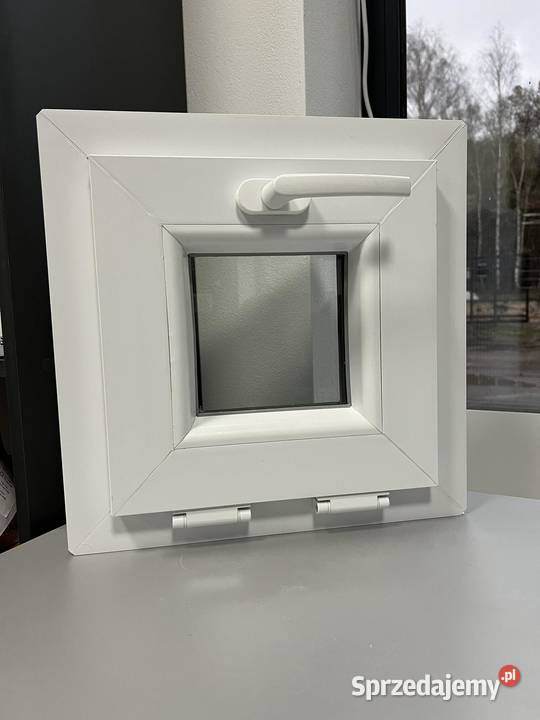 Okno gospodarcze uchylne Nowe PCV 60x50 Poznań