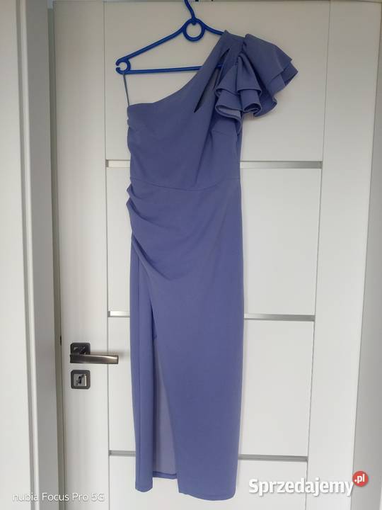 Sukienki eleganckie sprzedam