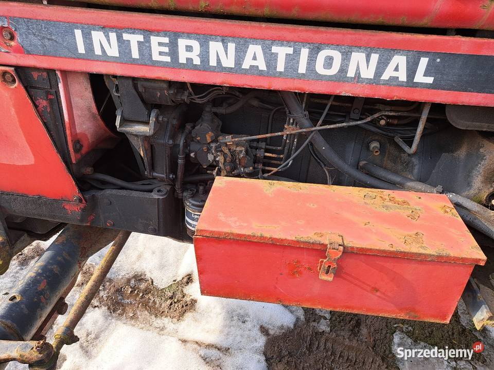 Ciągnik Case International 644 części Piecewo