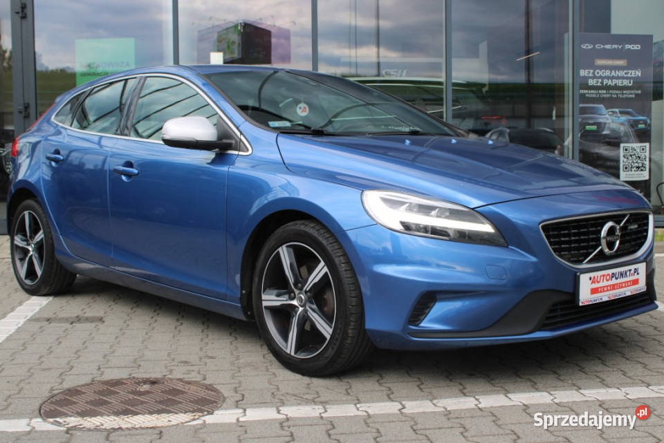 Volvo V40 2016r Salon Polska Xenon Nawigacja