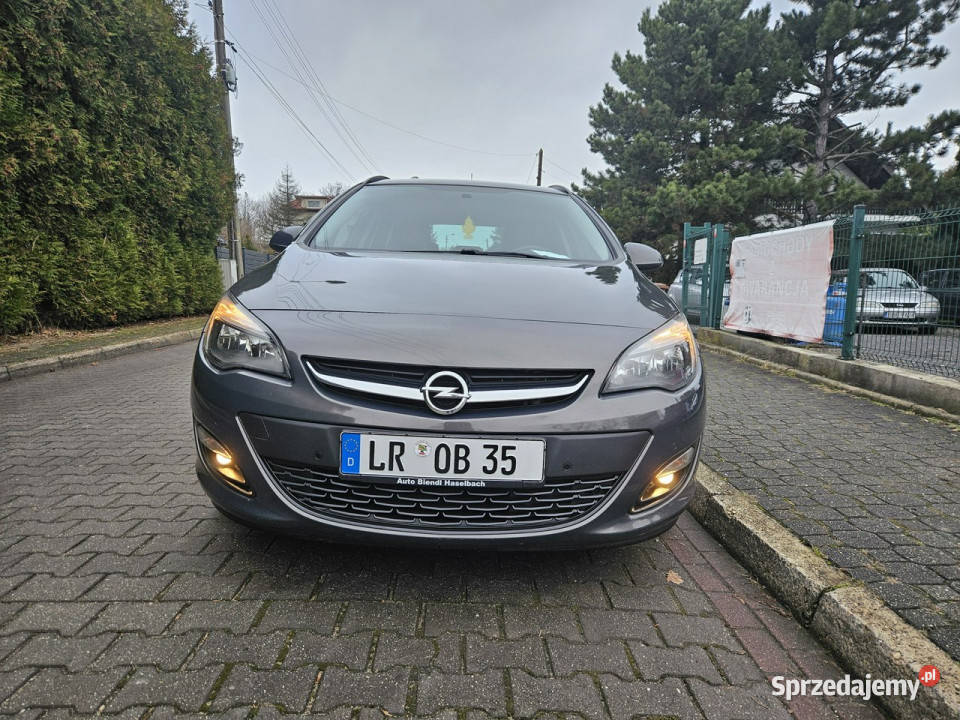 Opel Astra wymianie rozrządu Klimatronic x 2