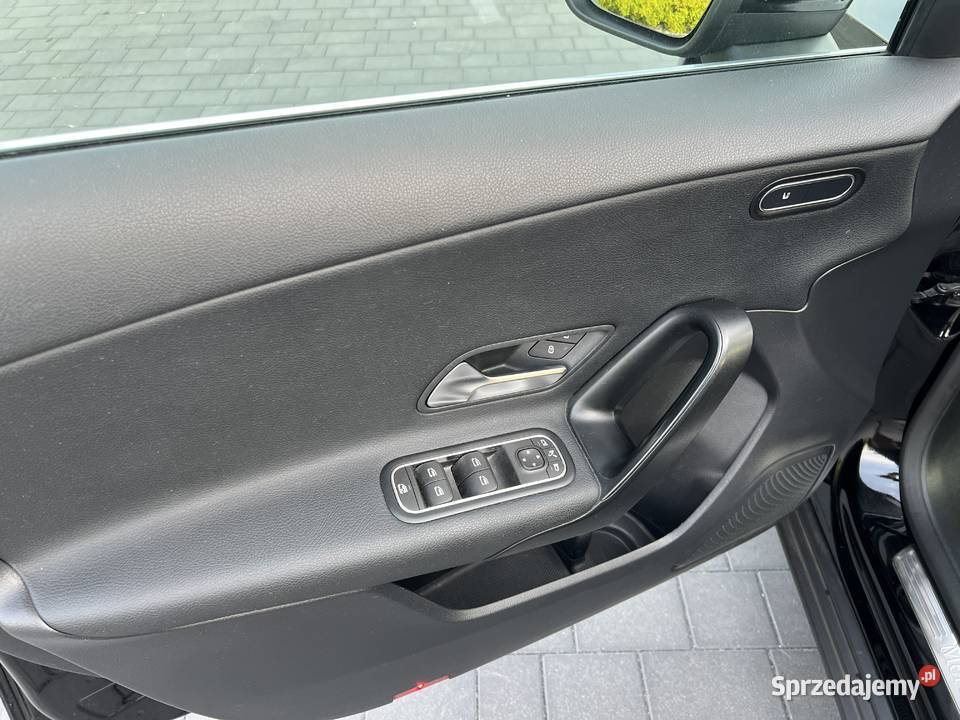 Mercedes Benz A180 I wł opłvat 23 Rok produkcji 2023 Kalisz