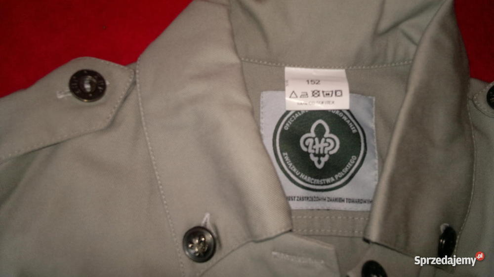 Mundurek harcerski dziewczęcy 152 Poznań