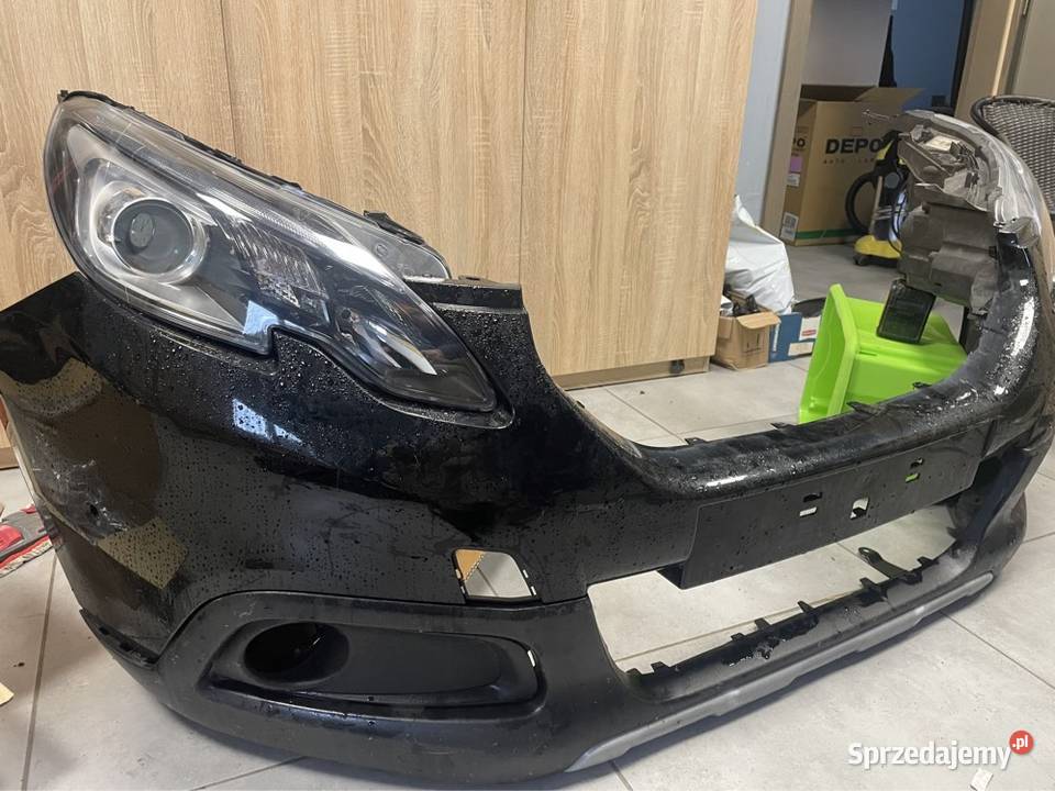 Peugeot 2008 lift reflektor zderzak przód sprzedam