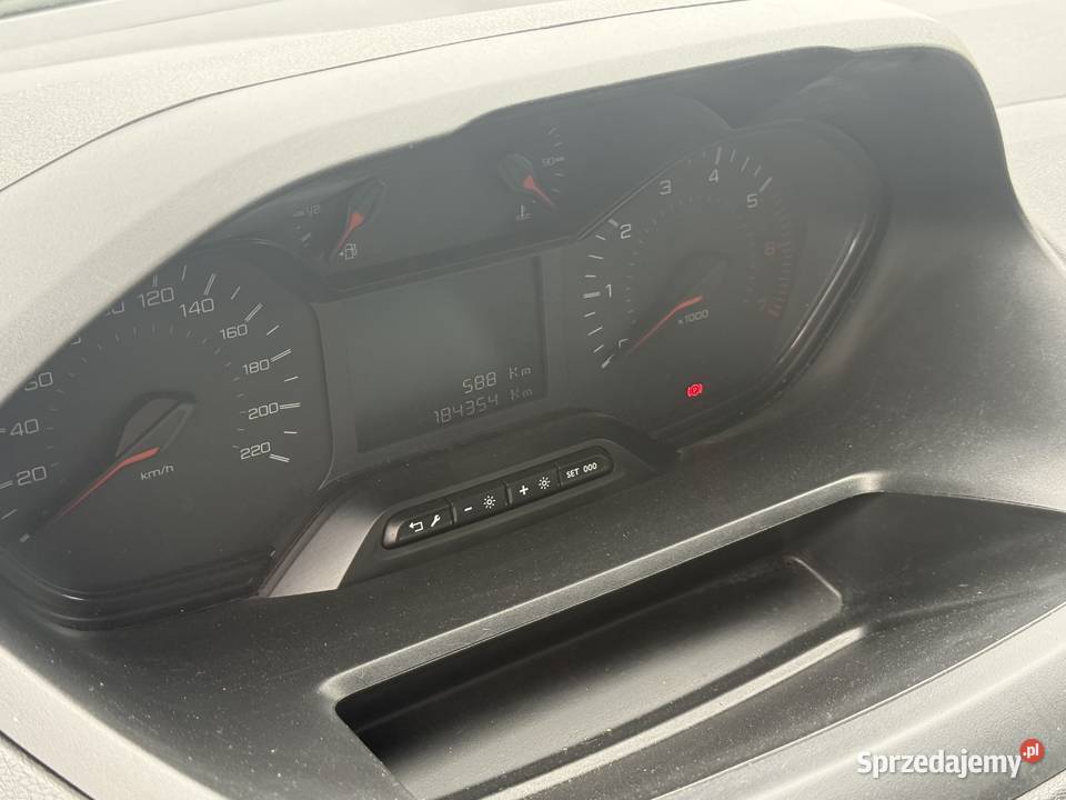 Peugeot Partner manualna Motoryzacja Krosno