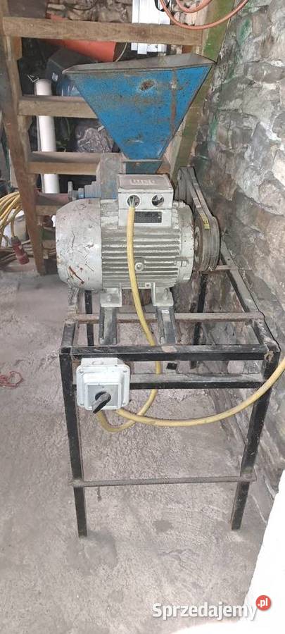 Śrutownik młynek do zboża opolskie Sucha