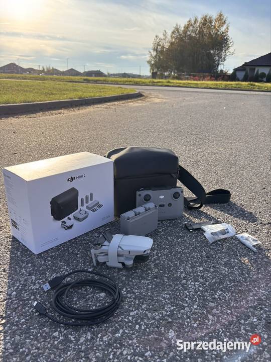 Dron DJI mini 2 fly more combo nowy