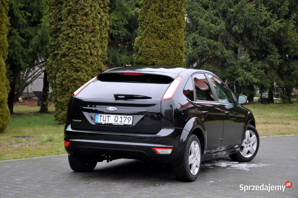Ford Focus 16i100CzarnyI VAT marża Ostrów Mazowiecka