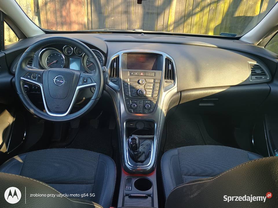 Opel Astra J Cosmo 116 niski przebieg 81 Astra Osięciny