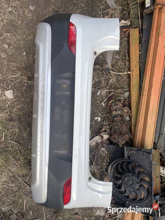 Volvo V40 CC 15R Zderzak Tył 61446 Ładny mazowieckie