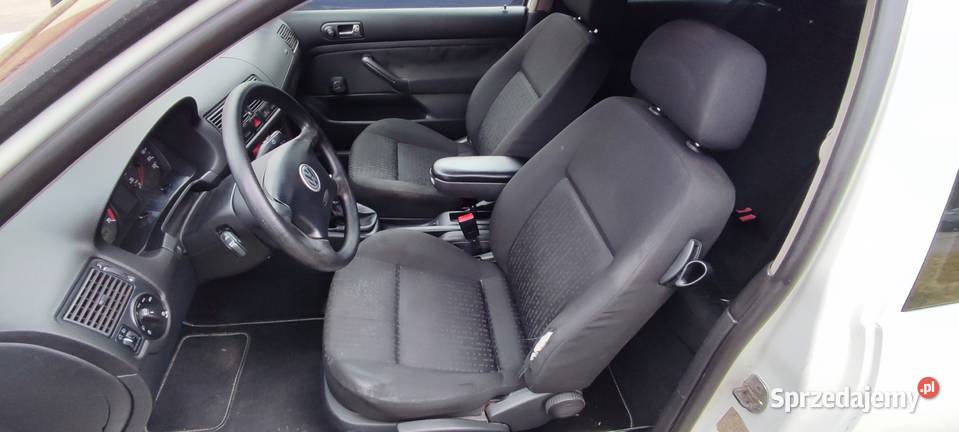 Volkswagen Golf IV 14 75 BCA do negocjacji Łódź