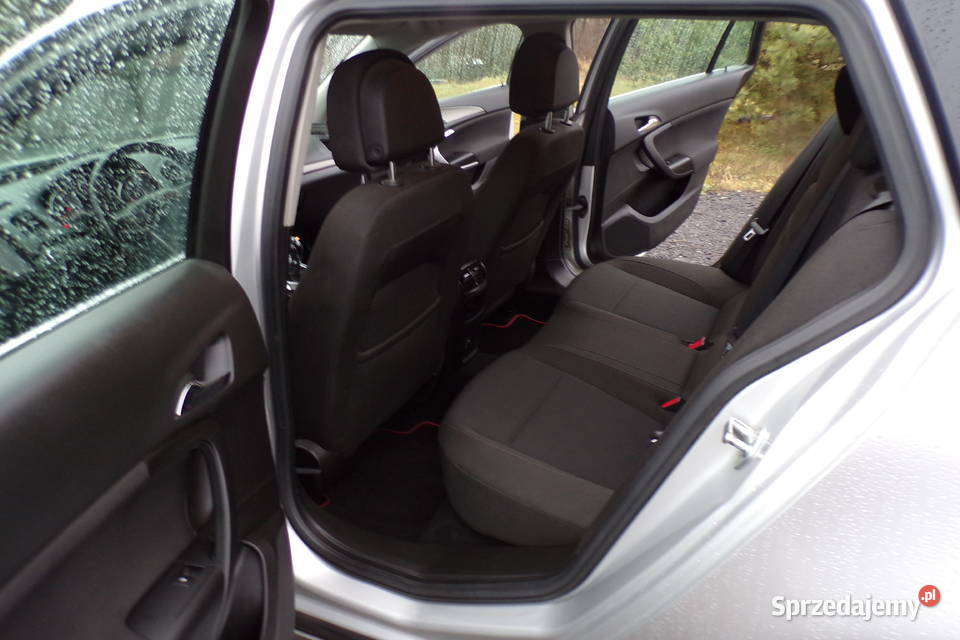 Opel Insignia Kombi 18Benz 140 Zarejestrowany centralny zamek sprzedam