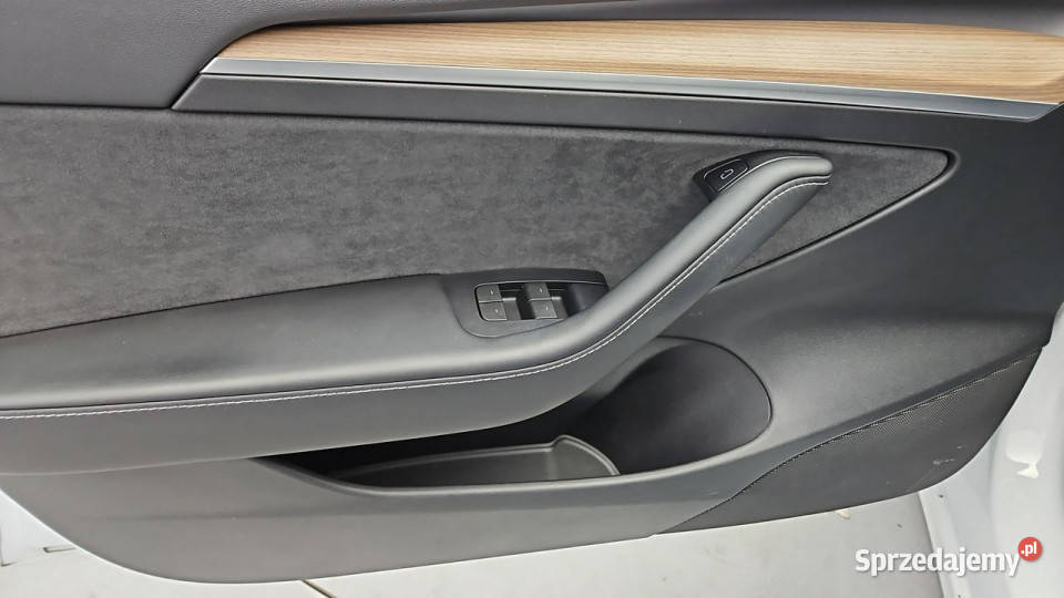 Tesla Model 3 Long Range RWD Z Polskiego Salonu automatyczna Model 3 Warszawa