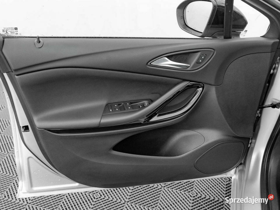 Opel Astra GD347YW14 T Elegance Podgrzf I kier sprzedam