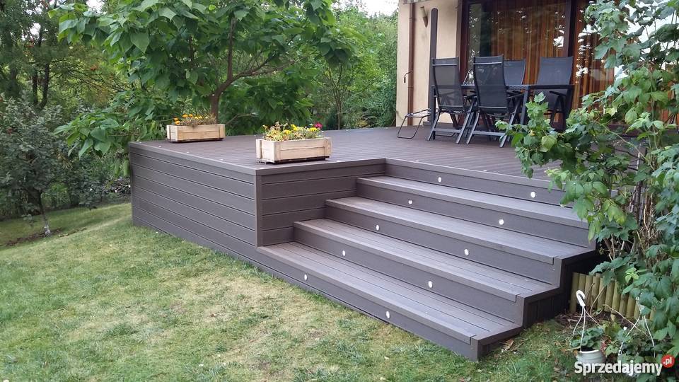 Deski i tarasy kompozytowe Elewacje Wycena Mrągowo usługi budowlane