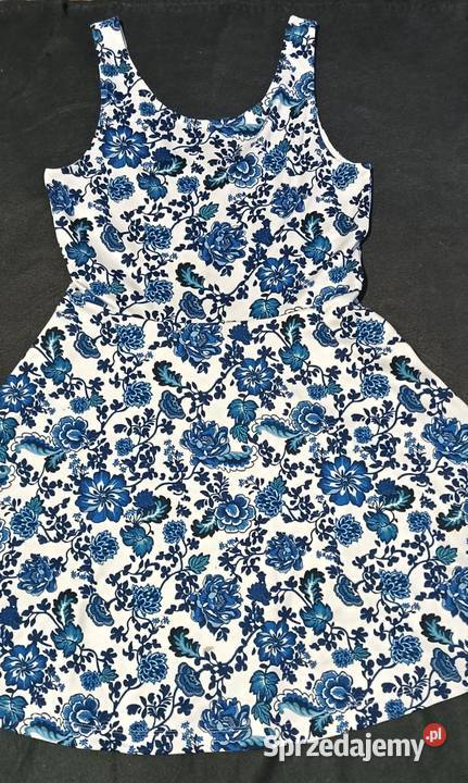 Sukienka w kwiatki M L Rozkloszowana  mazowieckie Warszawa