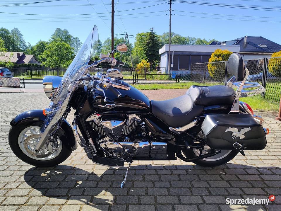 Suzuki C1800R VLR 1800 Intruder chopper