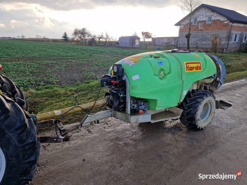 opryskiwacz sadowniczy Florida 1000litrów Arag