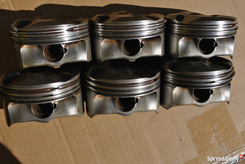 Tłoki tłok piston BMW E90 E91 E92 E93 E60 F10 blok silnika Poręba sprzedam