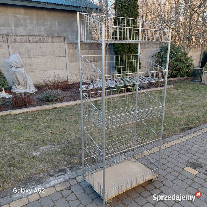 Sprzedam metalowy regał ekspozycyjny z półkami Sklep Góra Kalwaria
