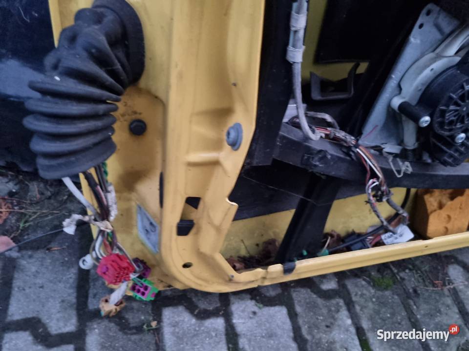 Audi A4 S4 RS4 B5 8D 8D9 Drzwi Przednie Prawe osobowe Skawina sprzedam