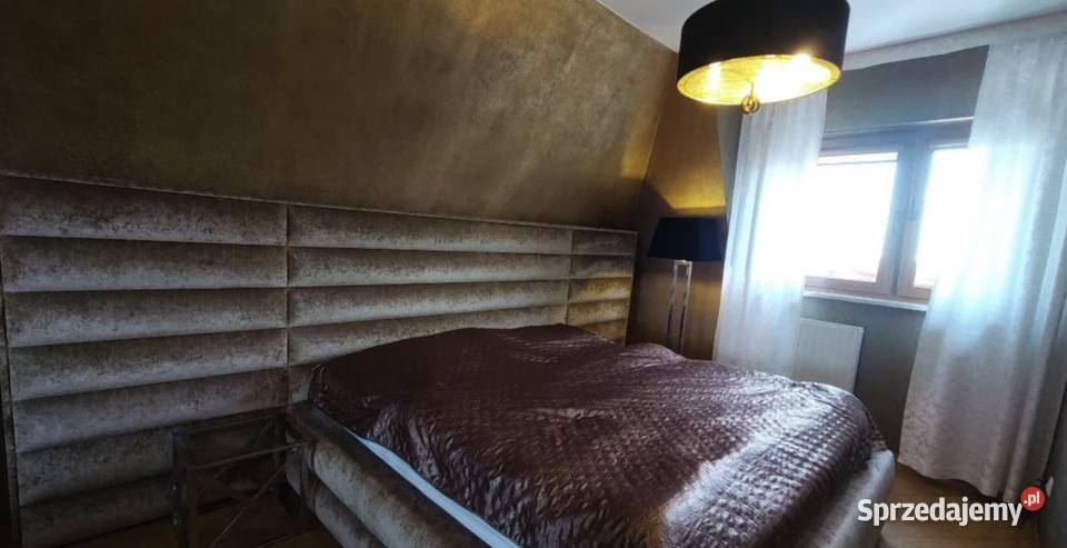 3pok 80met Placu Grunwaldzkiego PIWNICA Wrocław cegła dolnośląskie