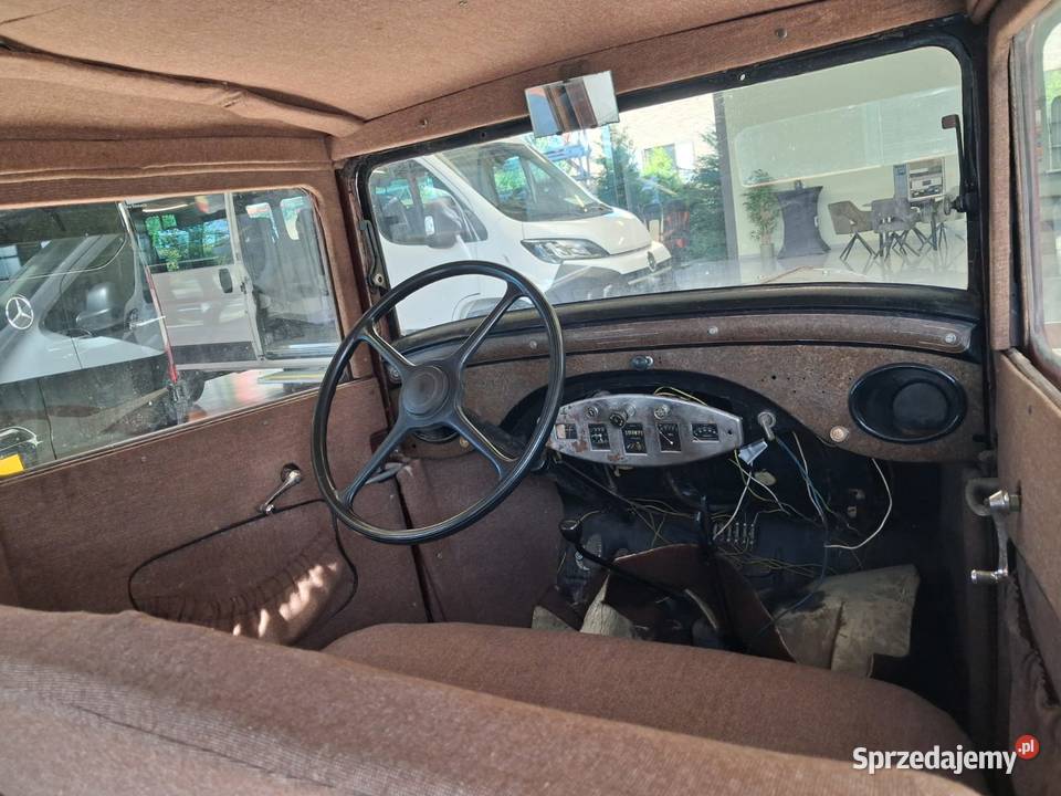 Peugeot 301 z 1933 roku klasyk zabytek dolnośląskie Chojnów