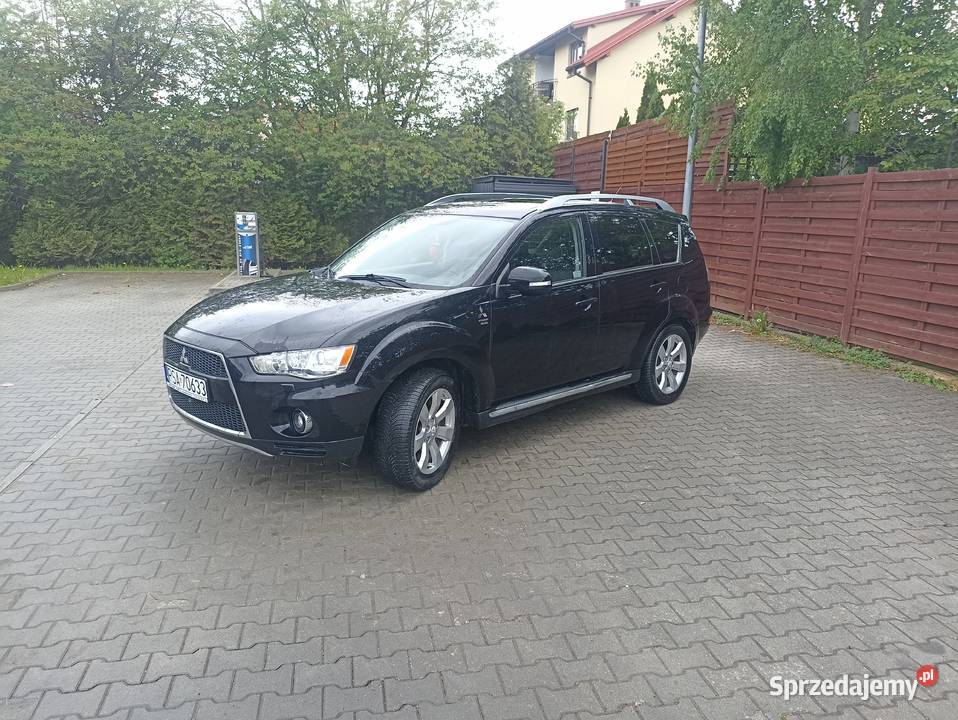 Mitsubishi Outlander II 2010 4x4 nieuszkodzony Outlander Sanok