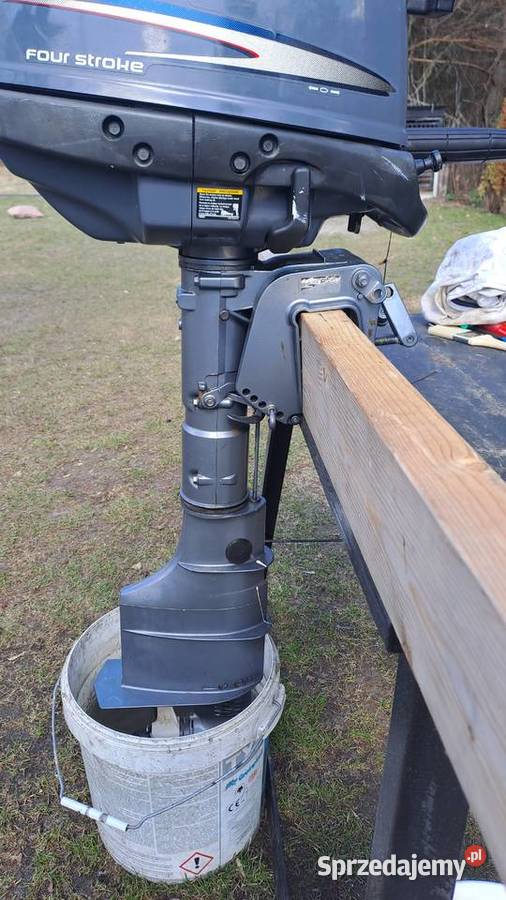 Sprzedam silnik zaburtowy YAMAHA 4 Susiec