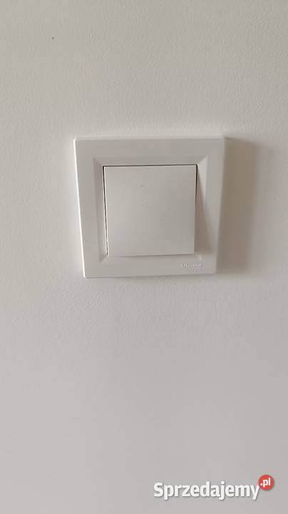 Elektryk gniazdka lampy włączniki Dobrodzień i Instalacje elektryczne opolskie