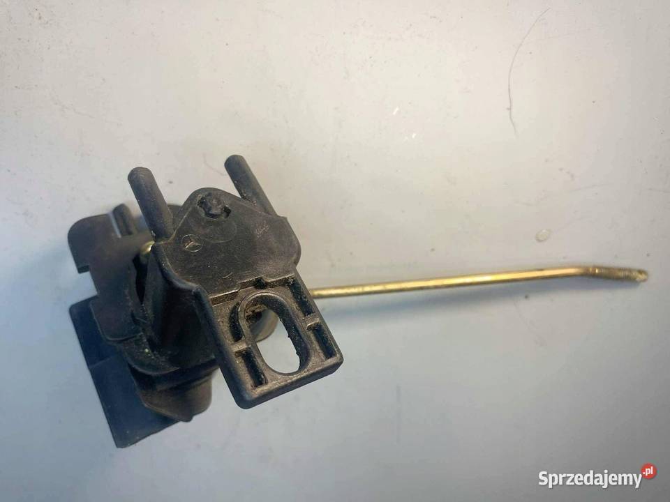 MercedesBenz E W124 Zamek klapy bagażnika Łagiewniki